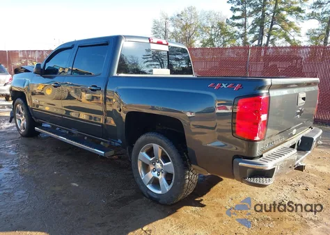 2018 Chevrolet Silverado 1500 1Lt z USA, uszkodzony, nr VIN 3GCUKREC3JG386820